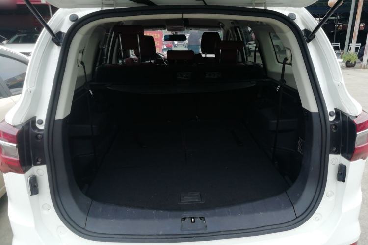 Used FORTHING T5L 2019 1.8T Manual Luxury 7-Seater Trunk