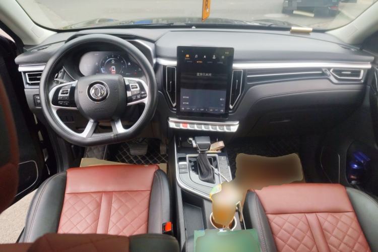 Used FORTHING T5L 2020 1.5T Automatic Luxury 7-Seater China VI Standard Center Console