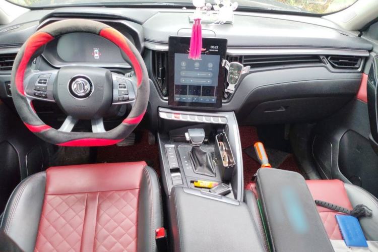 Used FORTHING T5L 2020 1.5T Automatic Luxury 7-Seater China VI Standard Center Console