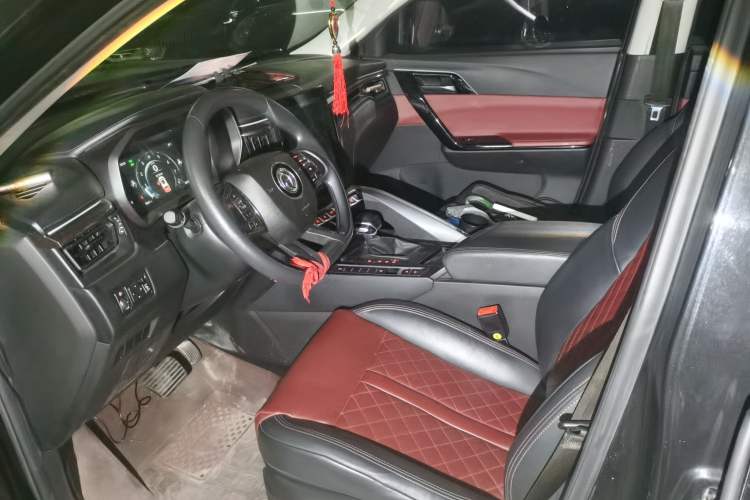 Used FORTHING T5L 2020 1.5T Automatic Luxury 7-Seater China VI Standard Driver Seat