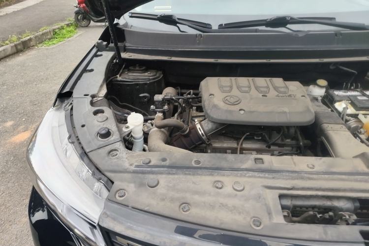 Used FORTHING T5L 2020 1.5T Automatic Luxury 7-Seater China VI Standard Engine Bay Right