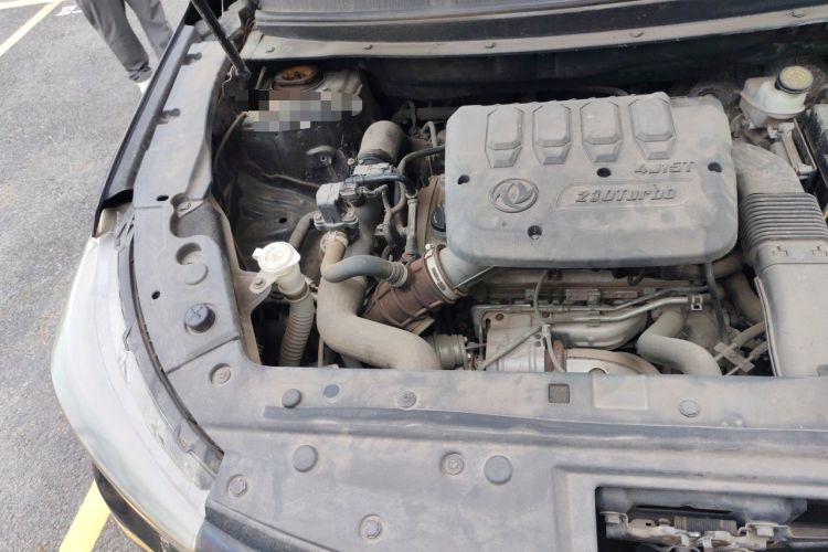 Used FORTHING T5L 2020 1.5T Automatic Luxury 7-Seater China VI Standard Engine Bay Right