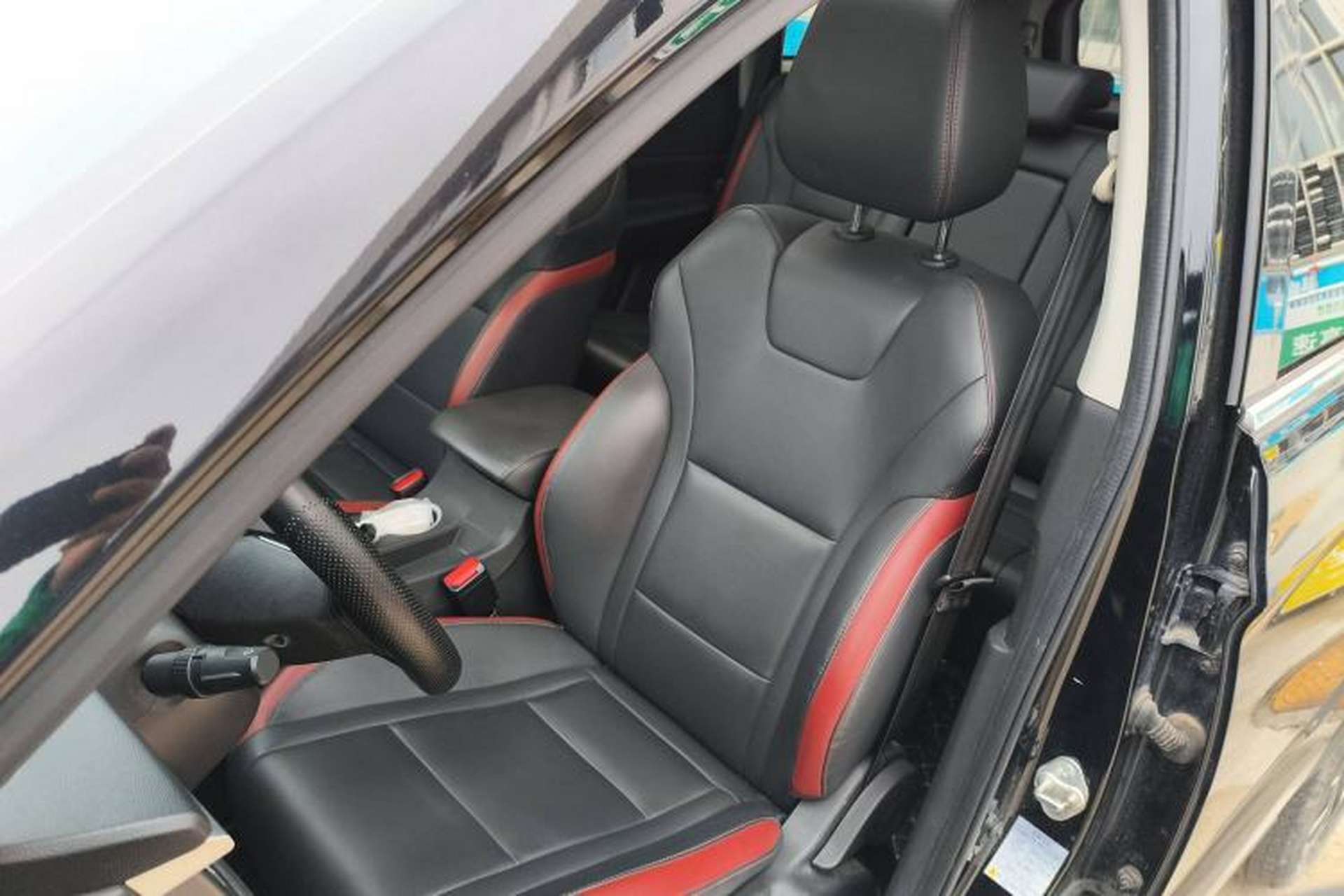 Used FORTHING T5L 2020 1.5T Automatic Luxury 7-Seater China VI Standard Left Front Seat