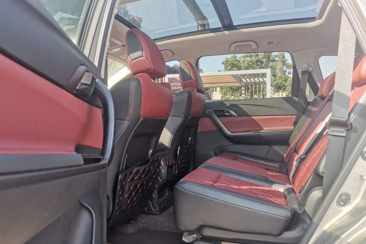 Used FORTHING T5L 2020 1.5T Automatic Flagship 7-Seater China VI Standard Interior 11
