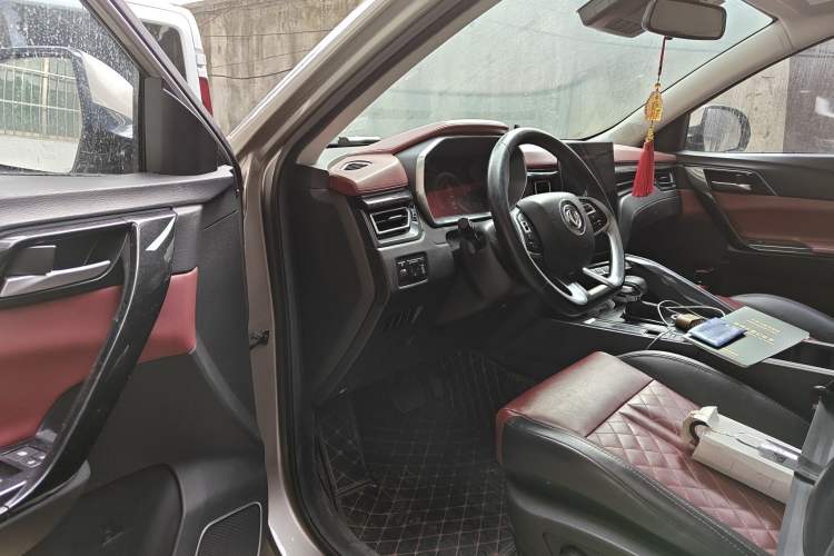 Used FORTHING T5L 2020 1.5T Automatic Luxury 7-Seater China VI Standard Driver Seat