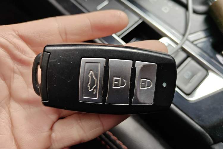 Used FORTHING T5L 2020 1.5T Automatic Luxury 7-Seater China VI Standard Vehicle Key
