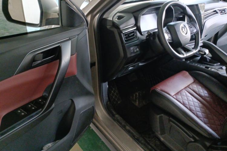 Used FORTHING T5L 2020 1.5T Automatic Luxury 7-Seater China VI Standard Driver Seat