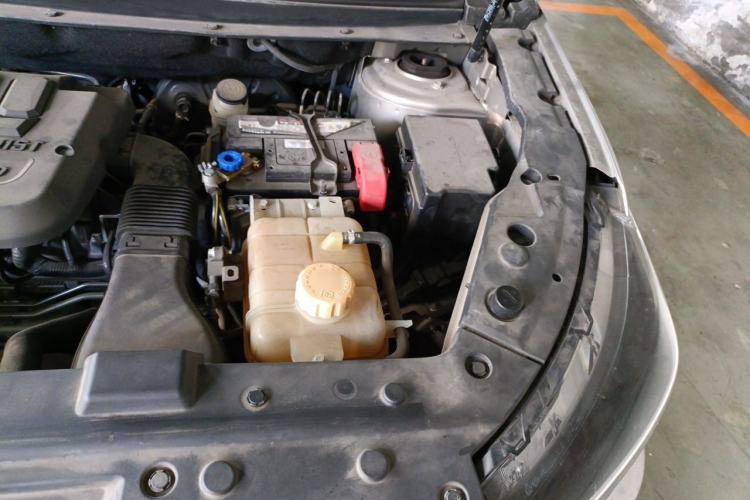 Used FORTHING T5L 2020 1.5T Automatic Luxury 7-Seater China VI Standard Engine Bay Left