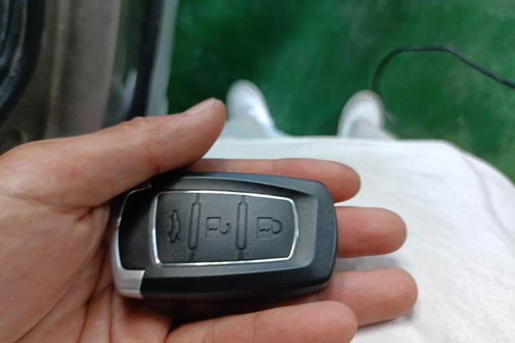 Used FORTHING T5L 2020 1.5T Automatic Luxury 7-Seater China VI Standard Vehicle Key