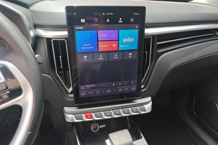 Used FORTHING T5L 2020 Revised 1.5T Automatic Luxury 7-Seater Audio And AC Panel