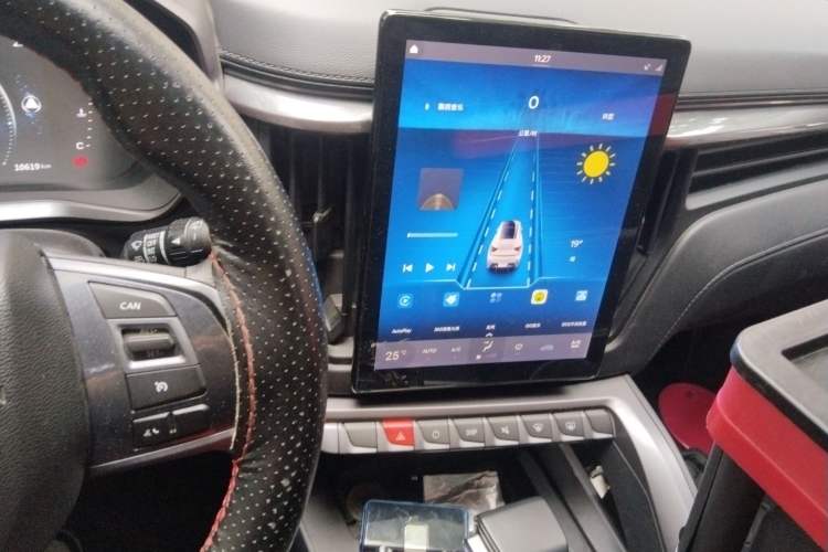 Used FORTHING T5L 2020 1.5T Automatic Luxury 7-Seater China VI Standard Audio And AC Panel