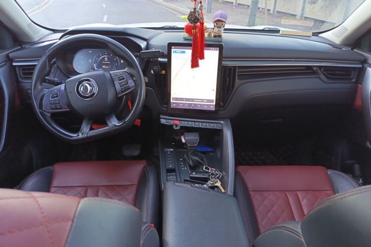 Used FORTHING T5L 2020 1.5T Automatic Luxury 7-Seater China VI Standard Center Console