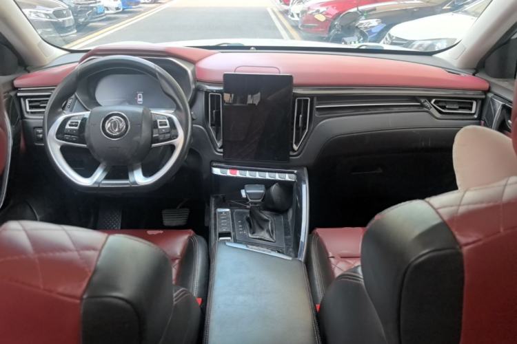 Used FORTHING T5L 2020 1.5T Automatic Luxury 7-Seater China VI Standard Center Console