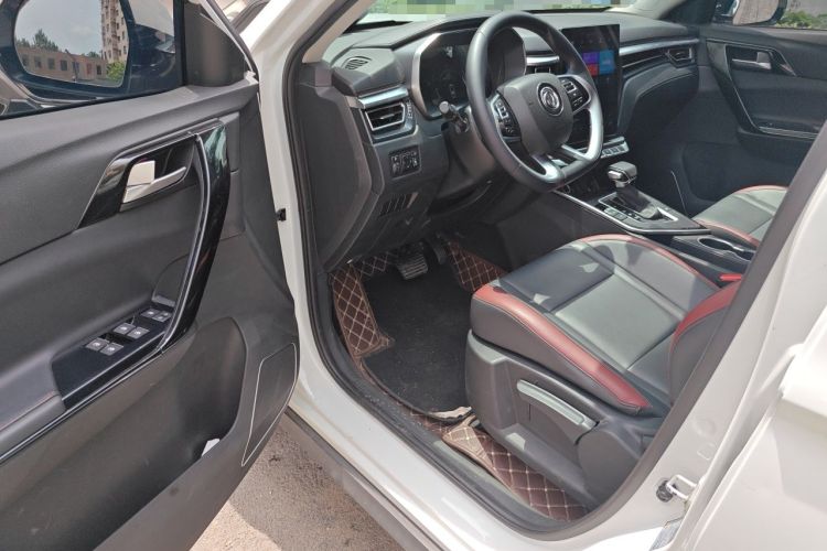 Used FORTHING T5L 2020 Revised 1.5T Automatic Luxury 7-Seater Driver Seat