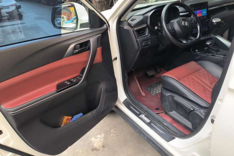 Used FORTHING T5L 2020 1.5T Automatic Luxury 7-Seater China VI Standard Driver Seat