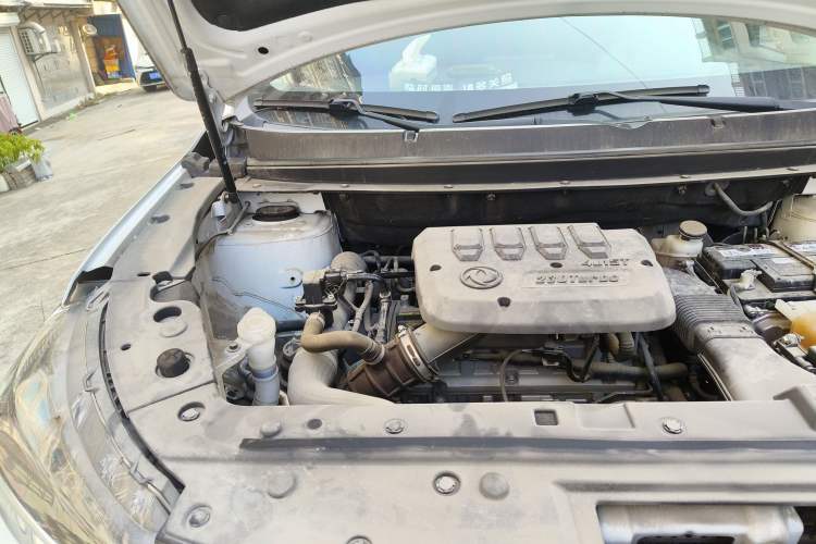 Used FORTHING T5L 2020 1.5T Automatic Luxury 7-Seater China VI Standard Engine Bay Right