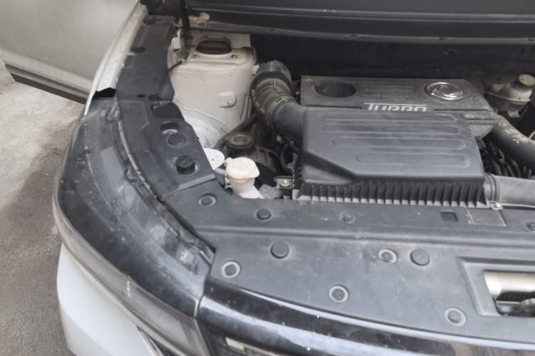 Used FORTHING T5L 2020 1.8T Manual Luxury 7-Seater China VI Standard Engine Bay Right