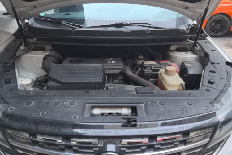 Used FORTHING T5L 2020 1.8T Manual Luxury 7-Seater China VI Standard Engine Bay