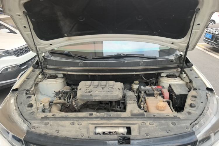 Used FORTHING T5L 2020 1.5T Automatic Luxury 7-Seater China VI Standard Engine Bay