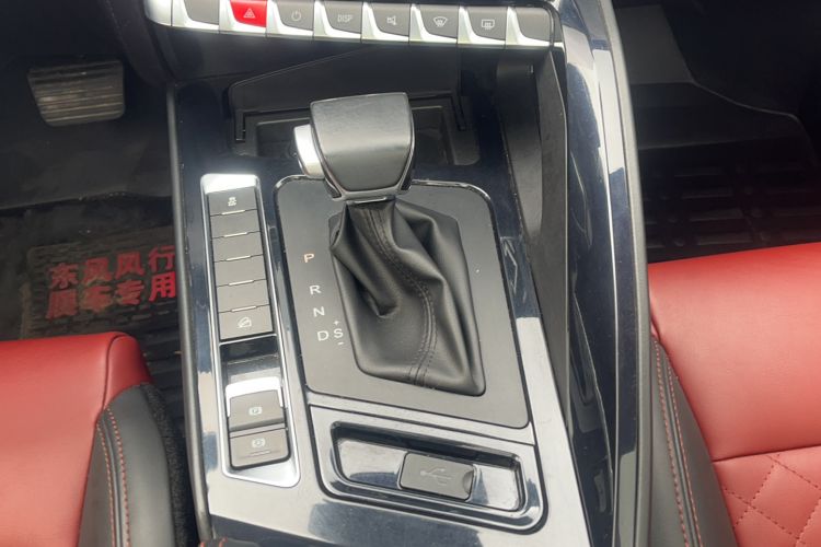 Used FORTHING T5L 2020 1.5T Automatic Luxury 7-Seater China VI Standard Gear Lever