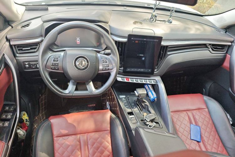 Used FORTHING T5L 2020 1.5T Automatic Luxury Model 5 Seats China VI Standard Interior 2