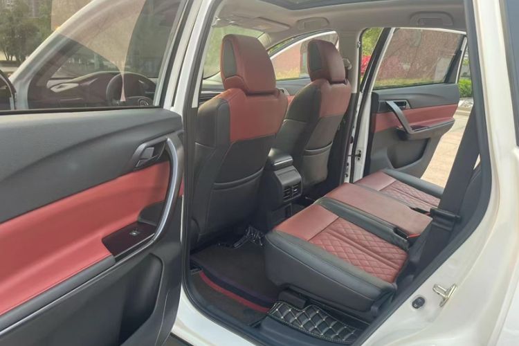 Used FORTHING T5L 2020 1.5T Automatic Luxury 7-Seater China VI Standard Interior 3