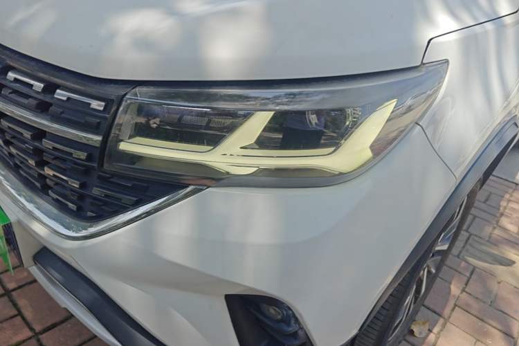 Used FORTHING T5L 2020 1.5T Automatic Luxury 7-Seater China VI Standard Left Front Headlight