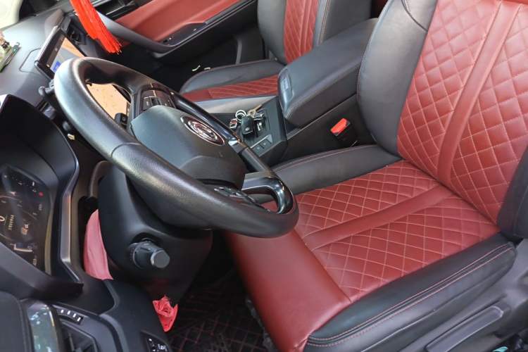 Used FORTHING T5L 2020 1.5T Automatic Luxury 7-Seater China VI Standard Left Front Seat