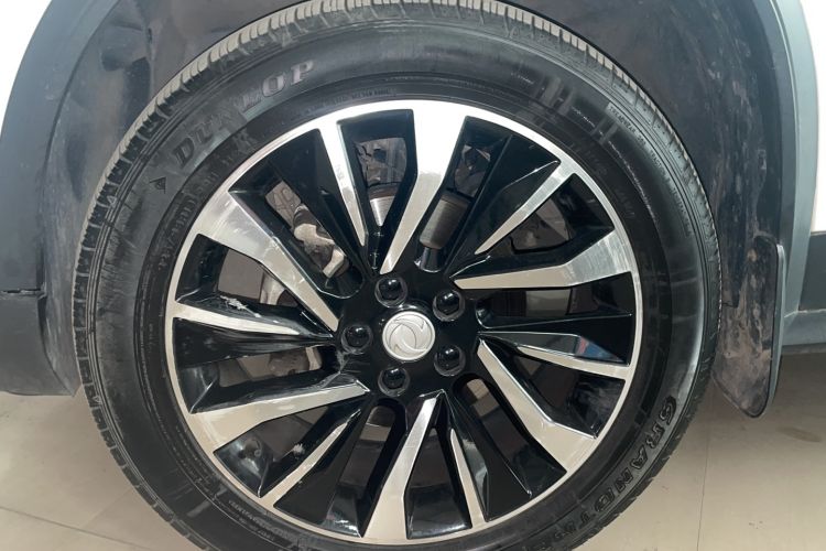 Used FORTHING T5L 2020 Revised 1.5T Automatic Luxury 7-Seater Left Front Wheel Hub