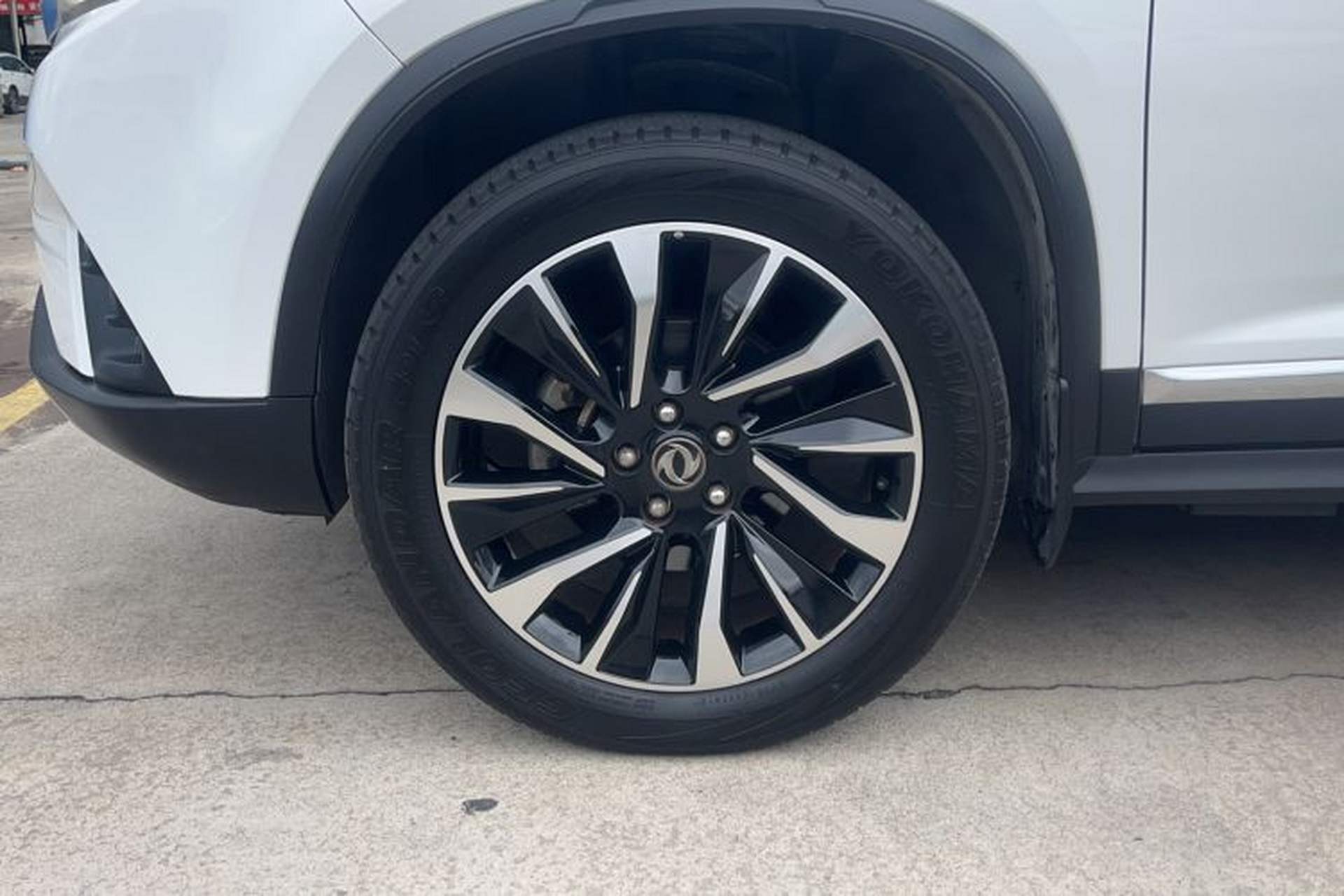 Used FORTHING T5L 2020 1.5T Automatic Luxury 7-Seater China VI Standard Left Front Wheel Hub