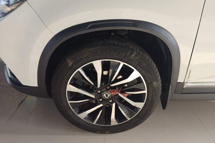 Used FORTHING T5L 2020 1.5T Automatic Luxury 7-Seater China VI Standard Left Front Wheel Hub