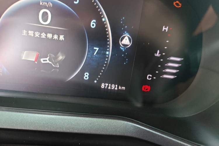 Used FORTHING T5L 2020 1.5T Automatic Luxury 7-Seater China VI Standard Odometer Close Up