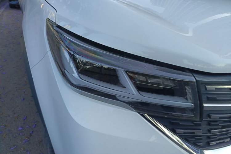 Used FORTHING T5L 2020 1.5T Automatic Luxury 7-Seater China VI Standard Right Front Headlight