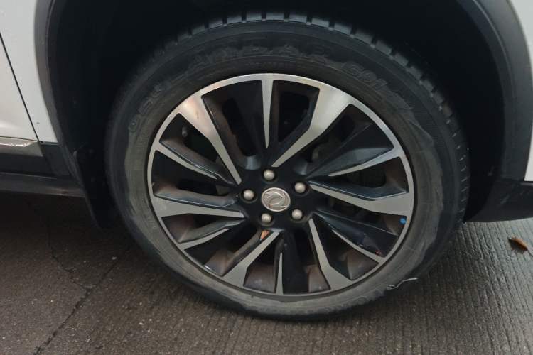 Used FORTHING T5L 2020 1.5T Automatic Luxury 7-Seater China VI Standard Right Front Wheel Hub