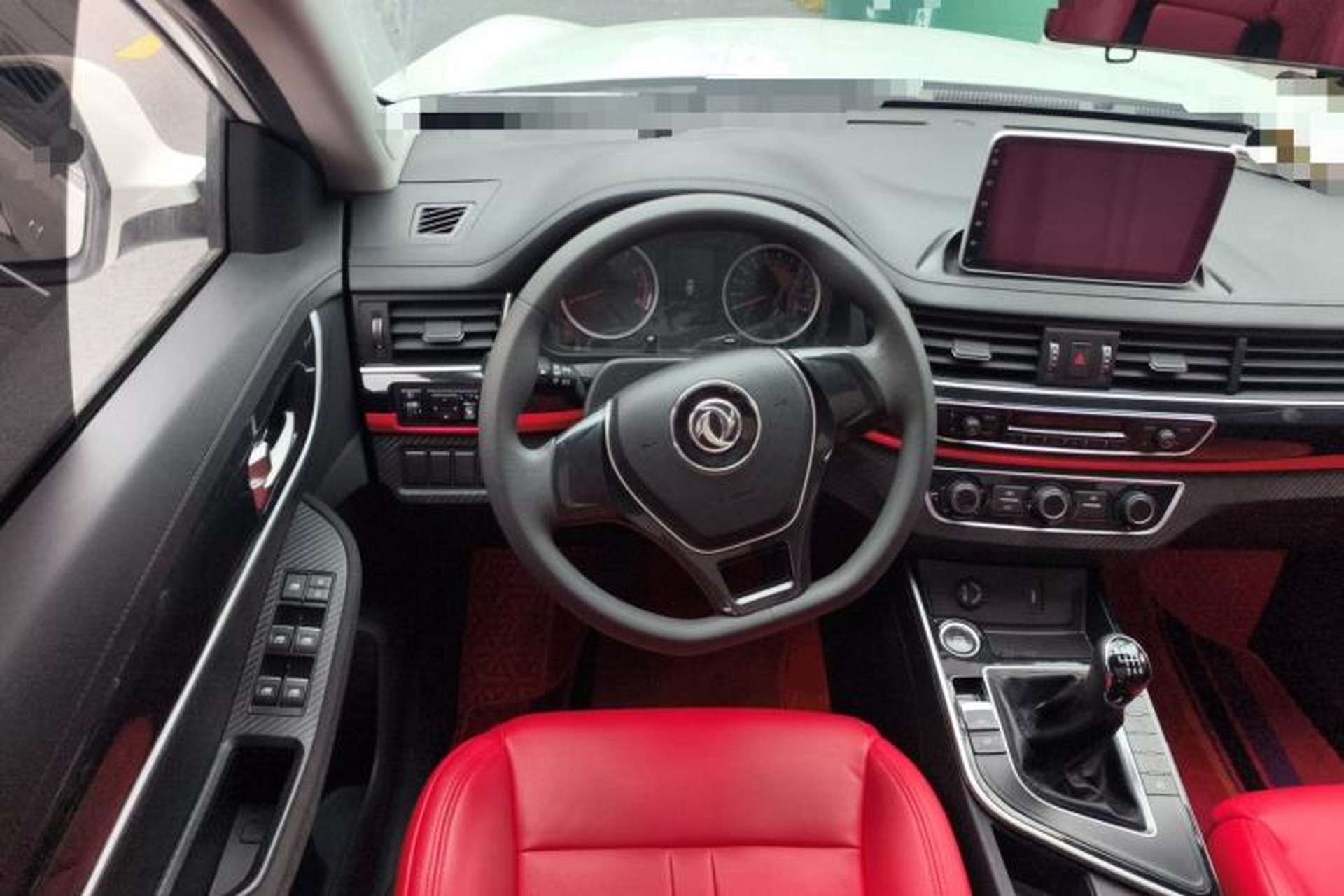Used FORTHING T5L 2020 1.8T Manual Comfort 7-Seater China VI Steering Wheel
