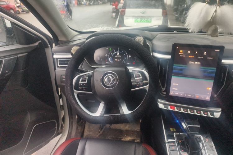 Used FORTHING T5L 2020 Revised 1.5T Automatic Luxury 7-Seater Steering Wheel