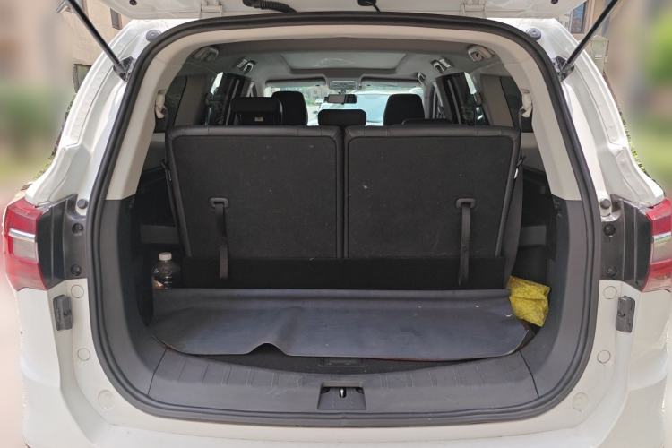 Used FORTHING T5L 2020 Revised 1.5T Automatic Luxury 7-Seater Trunk