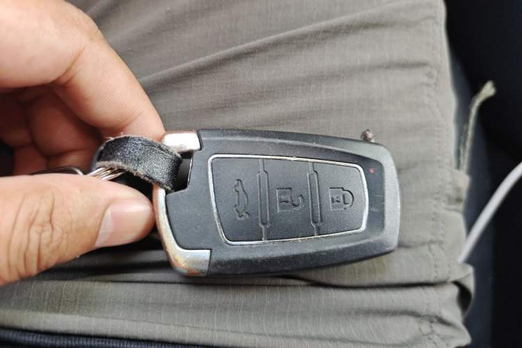 Used FORTHING T5L 2020 1.5T Automatic Luxury 7-Seater China VI Standard Vehicle Key