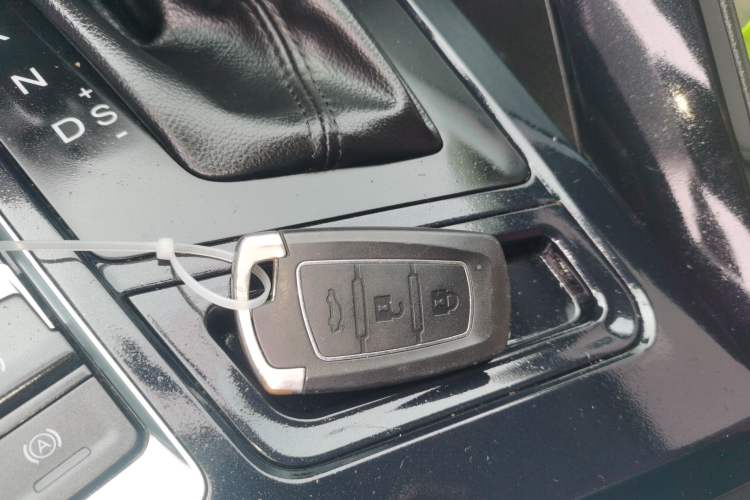 Used FORTHING T5L 2020 1.5T Automatic Luxury 7-Seater China VI Standard Vehicle Key