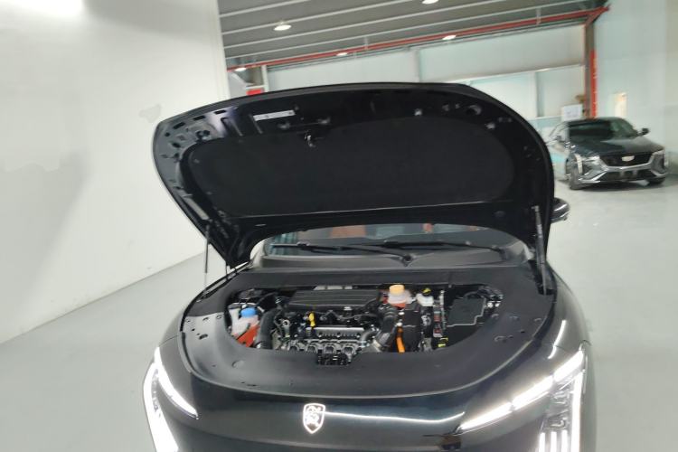 Used FORTHING Xinghai S7 2024 555 Luxury Edition Engine Bay