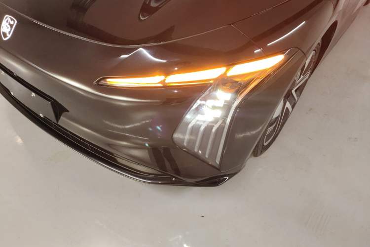 Used FORTHING Xinghai S7 2024 555 Luxury Edition Left Front Headlight