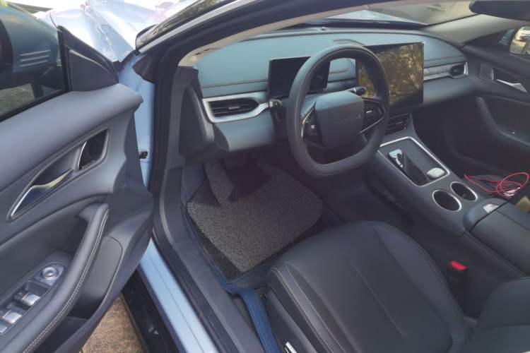 Used FORTHING Xinghai S7 2024 555 Lite Edition Driver Seat