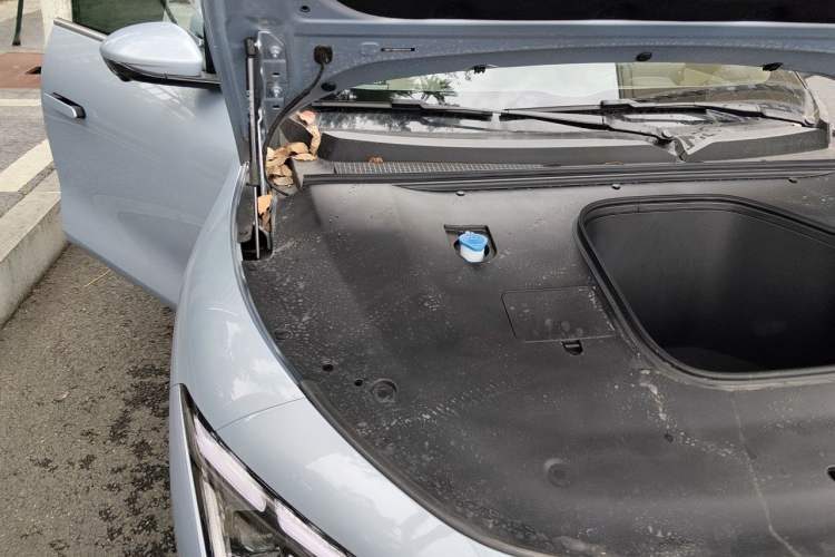 Used FORTHING Xinghai S7 2024 555 Enjoyment Edition Engine Bay Right