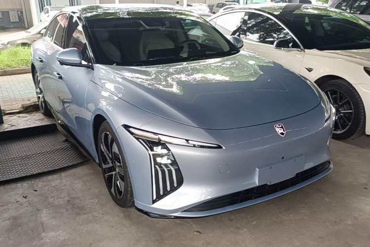 Used FORTHING Xinghai S7 2024 555 Enjoyment Edition Front Right 45 Deg