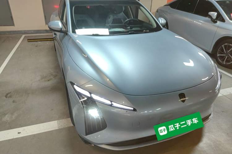 Used FORTHING Xinghai S7 2024 555 Lite Edition Front Right 45 Deg