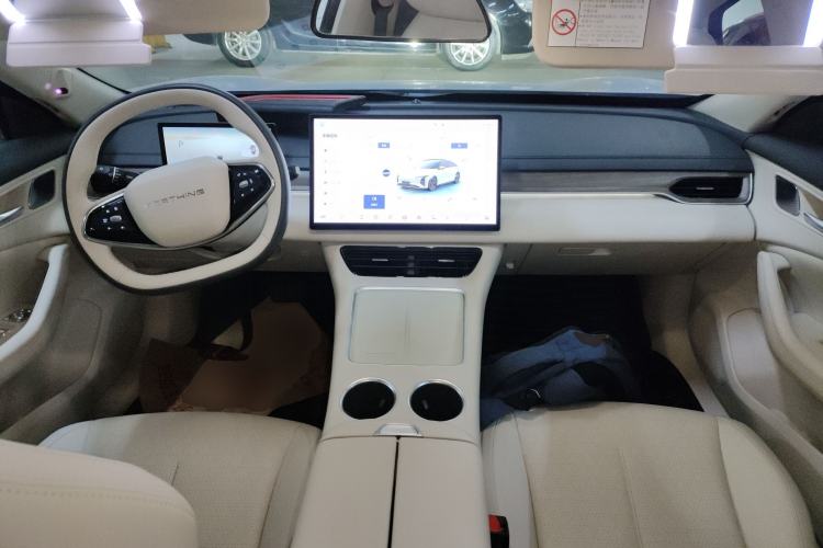 Used FORTHING Xinghai S7 2024 555 Luxury Edition Interior 2
