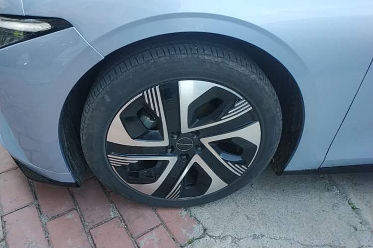 Used FORTHING Xinghai S7 2024 555 Enjoyment Edition Left Front Wheel Hub