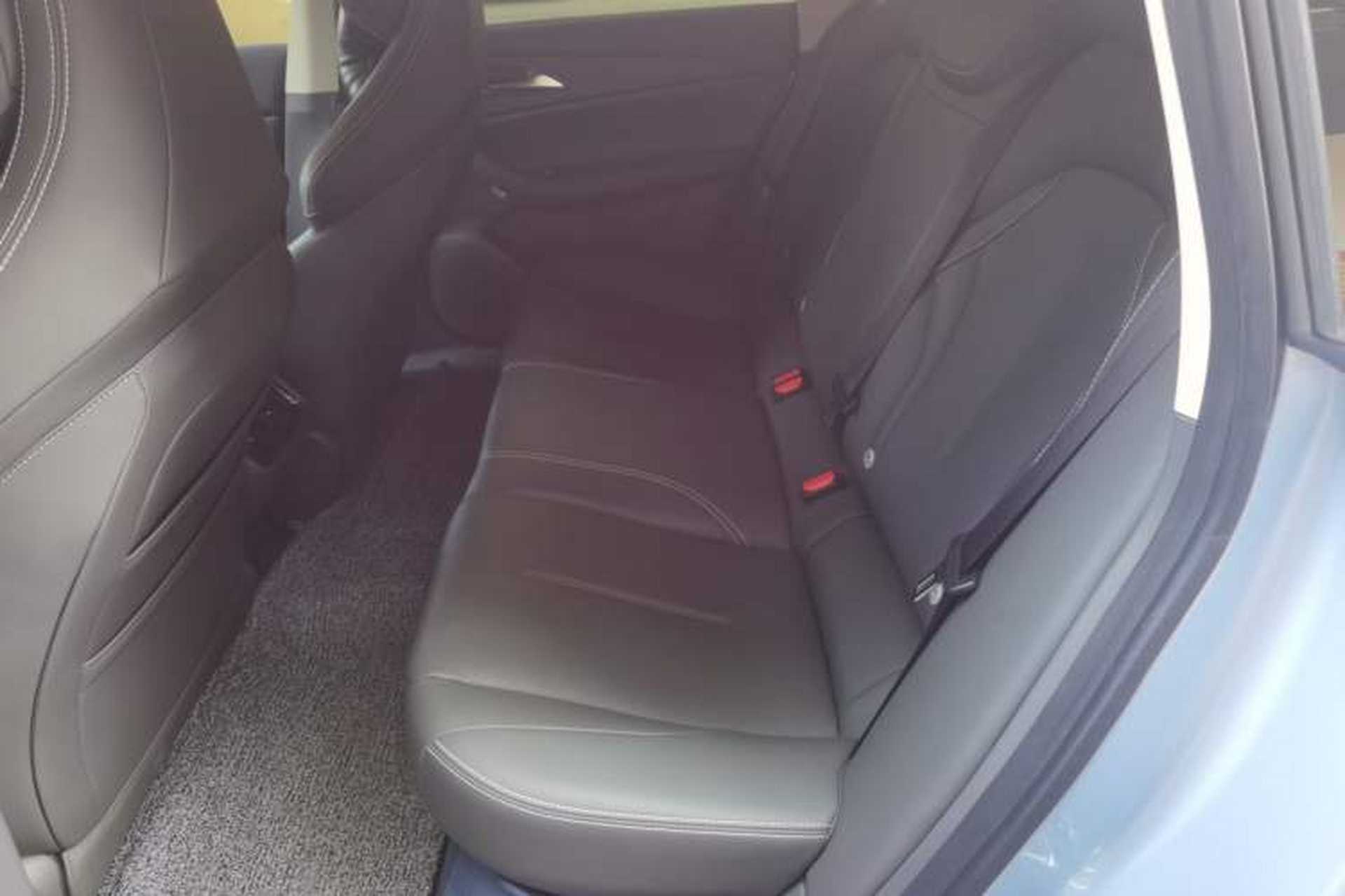 Used FORTHING Xinghai S7 2024 555 Lite Edition Left Rear Seat