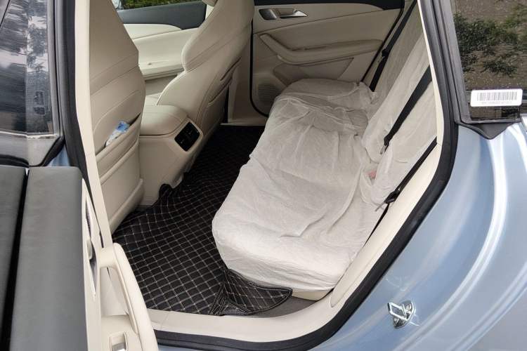 Used FORTHING Xinghai S7 2024 555 Enjoyment Edition Left Rear Seat