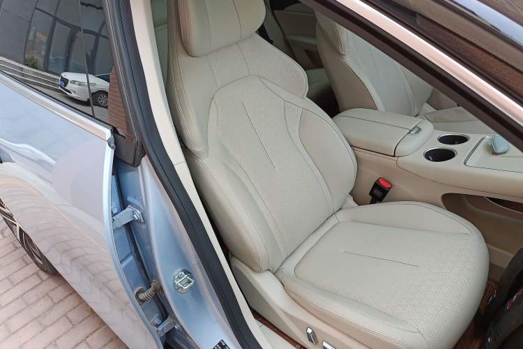 Used FORTHING Xinghai S7 2024 555 Luxury Edition Right Front Seat